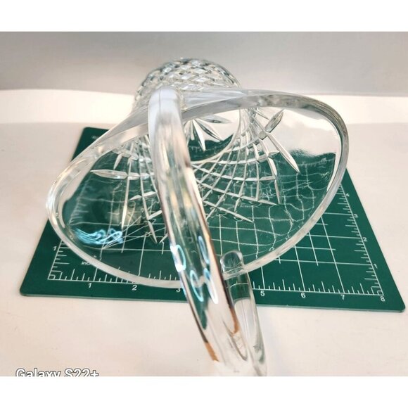 Pressed Cut Crystal Glass Basket Vase Handled Diamond Pattern Decorative Display - Picture 5 of 9